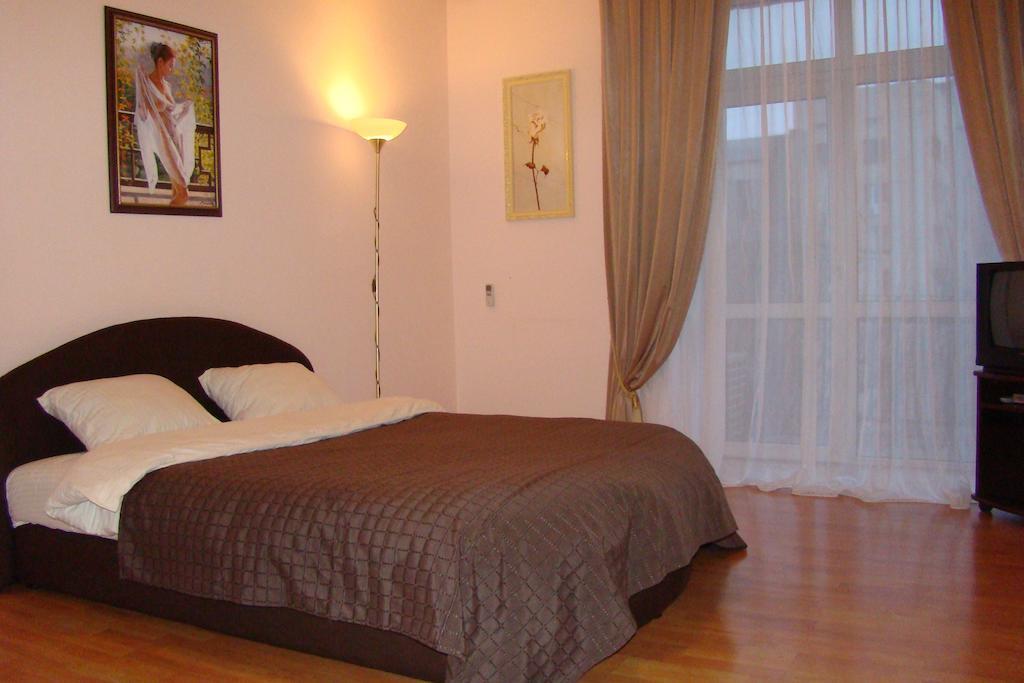 Alex Apartments Near Independence Square - Kiev Kyiv Quarto foto