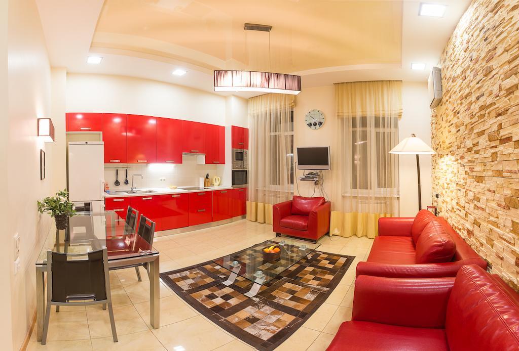 Alex Apartments Near Independence Square - Kiev Kyiv Quarto foto